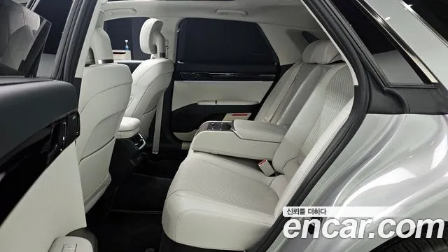 Hyundai Grandeur (GN7) id 2616854 из Кореи 13