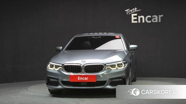 BMW 5 Series (G30) id 4196792 из Кореи 23