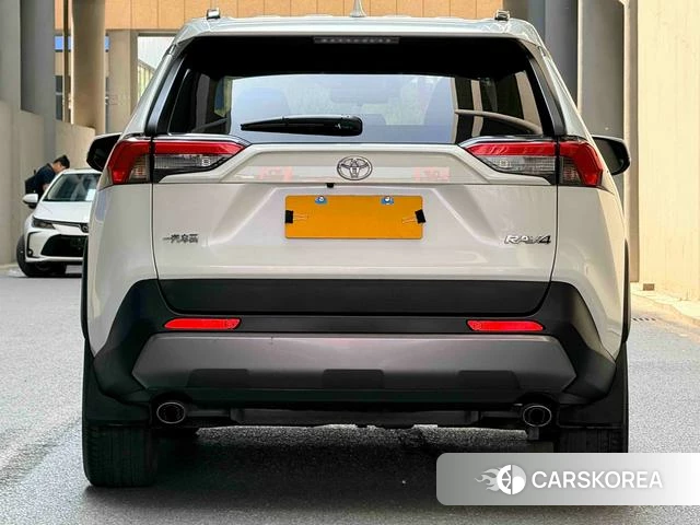 Toyota RAV4 Rongfang 2021 Белый из Китая, фото 4
