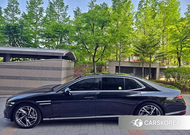 Genesis G90 (RS4) id 4178017 из Кореи 13
