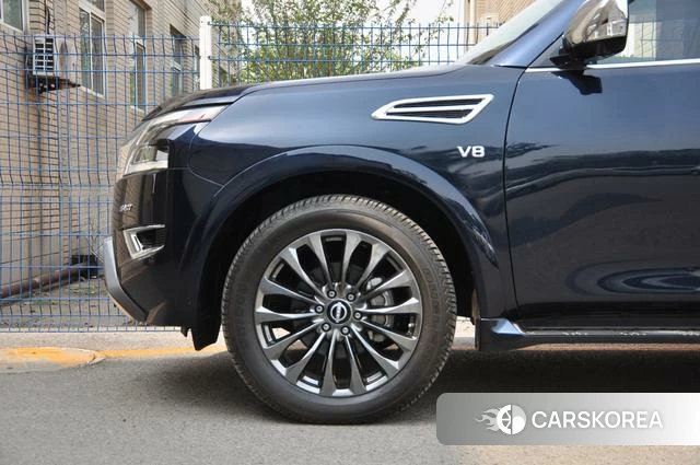 Nissan Toure id 4258647 из Китая 10