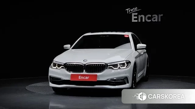 BMW 5 Series (G30) id 3578472 из Кореи 13