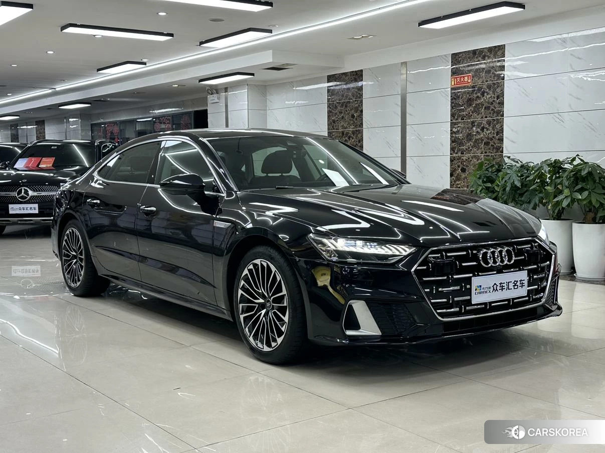 Audi A7L id 4454671 из Китая 14