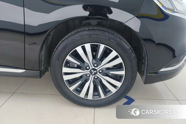 Mitsubishi  Outlander id 4238127 из Китая 10