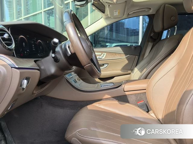 Mercedes-Benz E-class id 4321171 из Китая 12