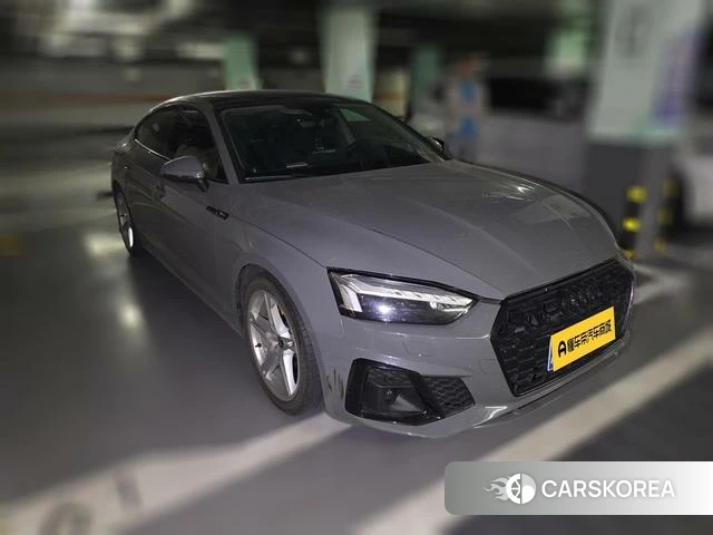 Audi A5 2021 Темно-серый из Китая, фото 3