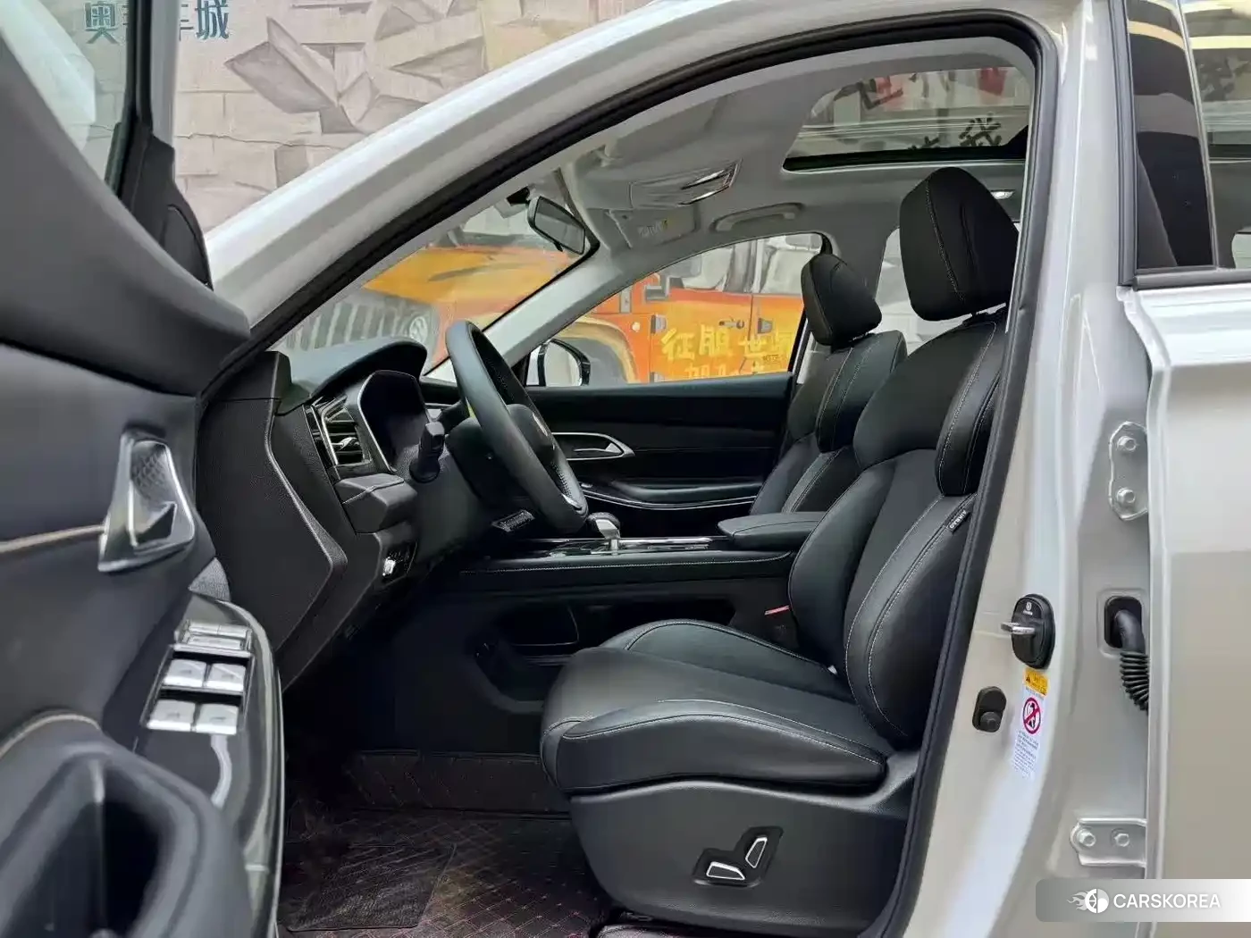 Chang'an CS75 2026 Белый из Китая, фото 3