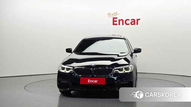 BMW 5 Series (G30) id 4232648 из Кореи 13