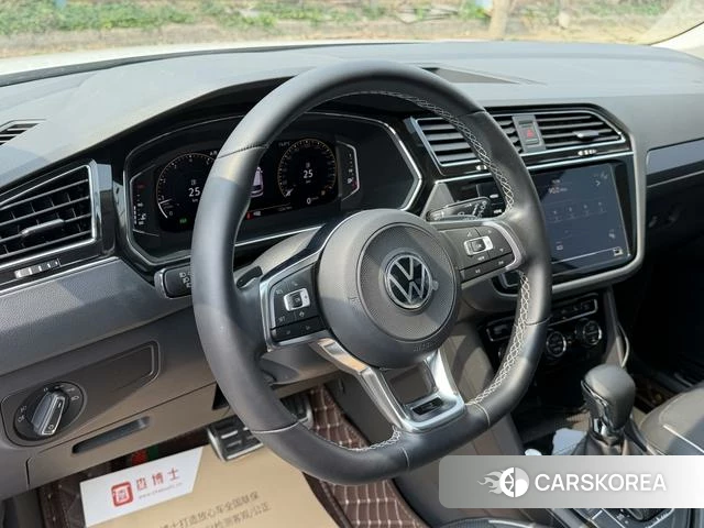 Volkswagen Tiguan L id 4258446 из Китая 23