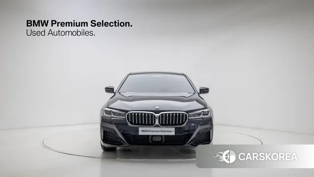 BMW 5 Series (G30) id 3695359 из Кореи 13