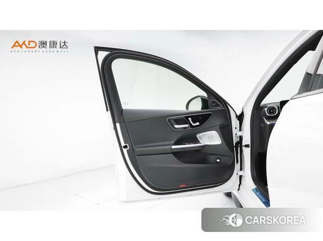 Mercedes-Benz Class C 2024 Белый из Китая, фото 3