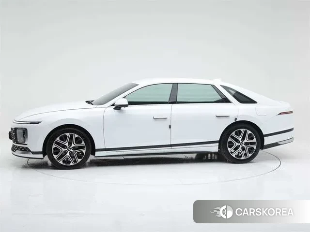 Hyundai Grandeur Hybrid (GN7) id 3332965 из Кореи 13