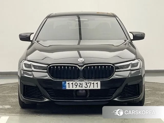 BMW 5 Series (G30) id 3539473 из Кореи 13