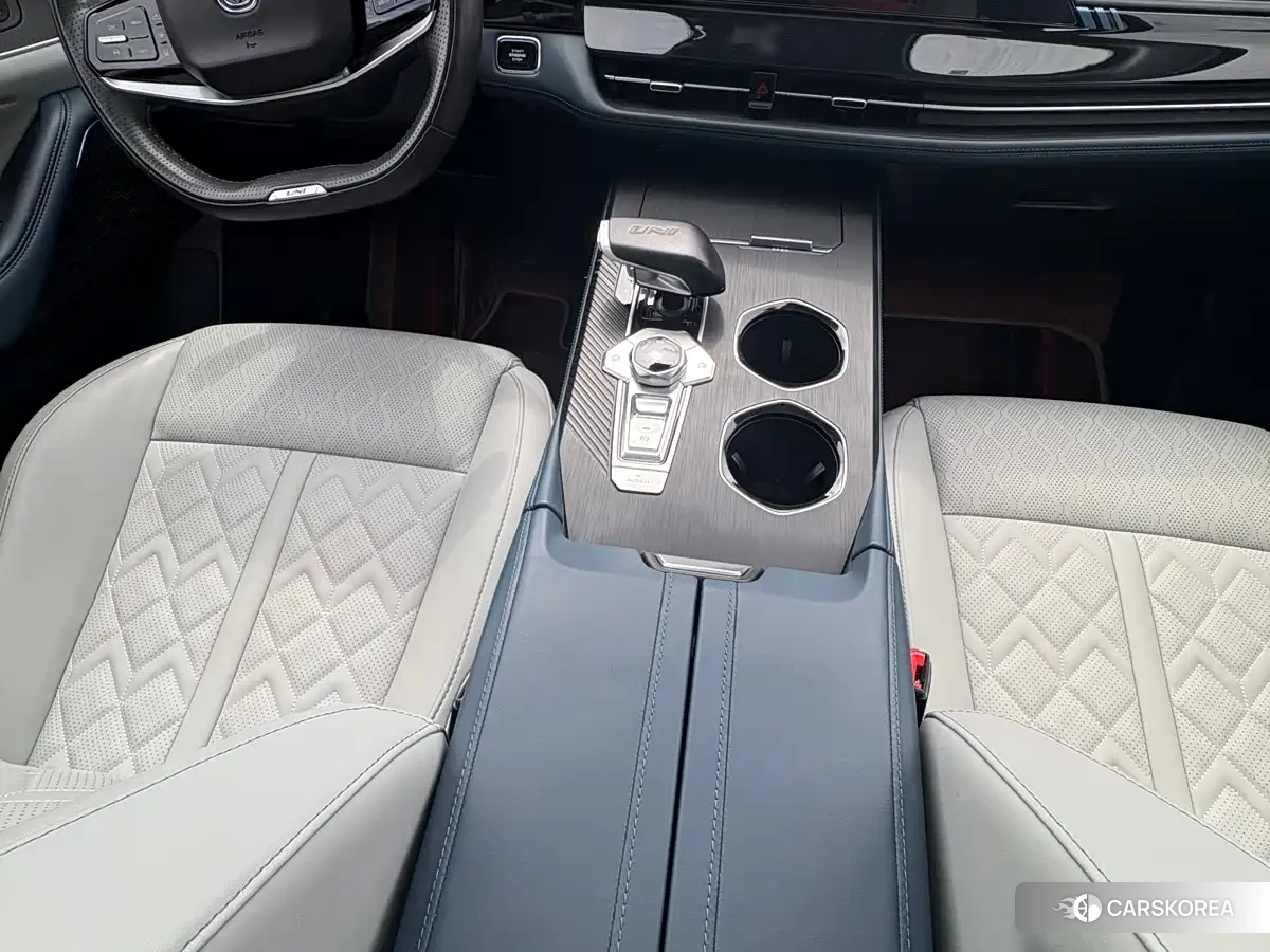 Chang'an Changan UNI-K Smart iDD id 4545716 из Китая 10