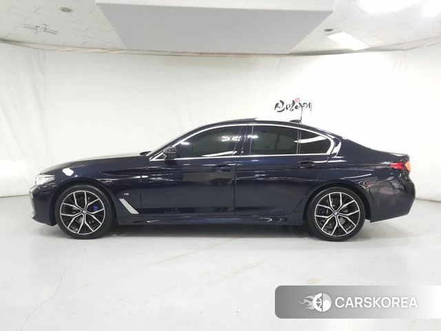 BMW 5 Series (G30) id 3904024 из Кореи 13
