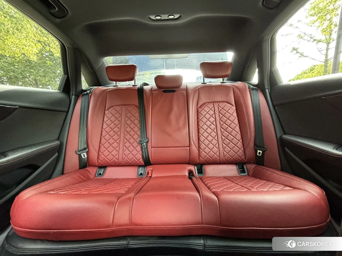 Audi S4 2021 Черный из Китая, фото 4