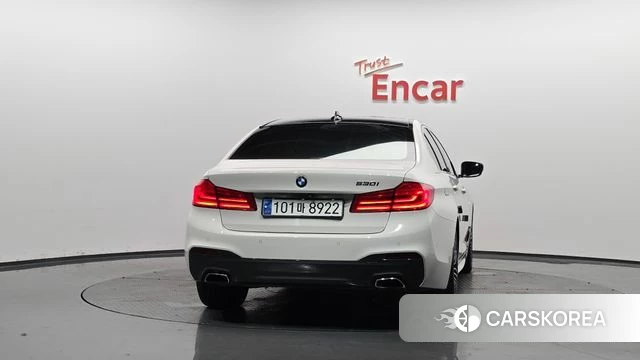 BMW 5 Series (G30) id 4482839 из Кореи 23
