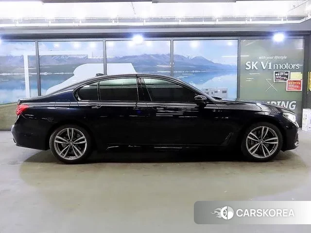 BMW 7 Series (G11) id 3647147 из Кореи 13