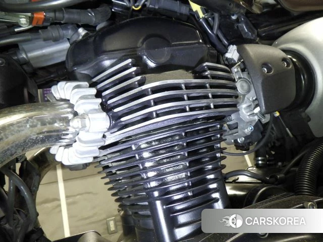 Engine photo