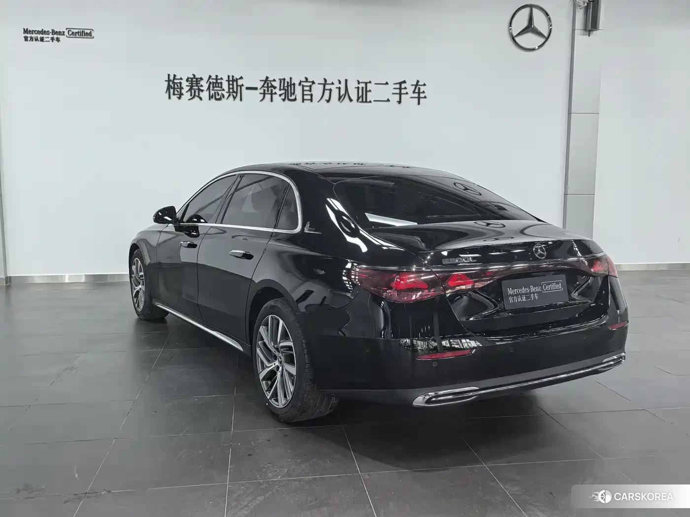 Mercedes-Benz E-Class 2025 Черный из Китая, фото 5