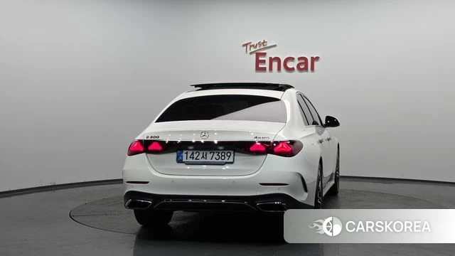 Mercedes-Benz E-Class W214 id 3841030 из Кореи 13