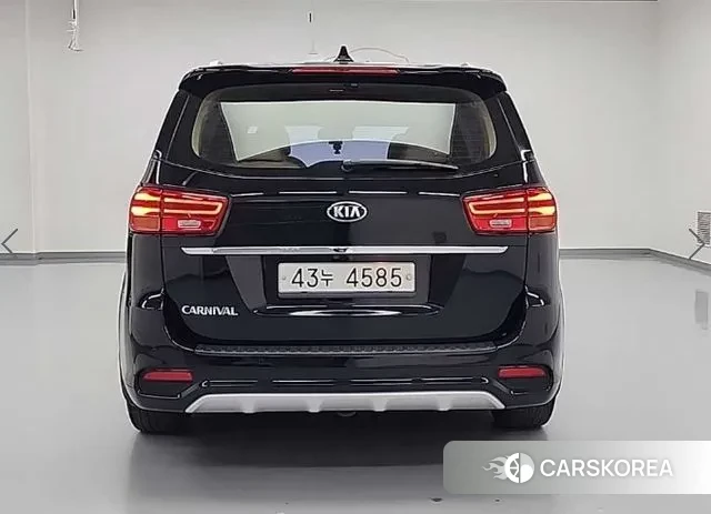 Kia The New Carnival id 3608226 из Кореи 11