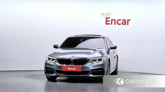 BMW 5 Series (G30) id 4689537 из Кореи 13