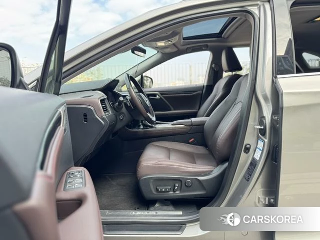 Lexus RX id 4274384 из Китая 17