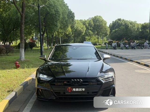 Audi S7 2021 Черный из Китая, фото 3