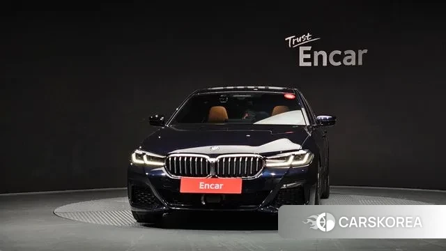 BMW 5 Series (G30) id 3493535 из Кореи 13