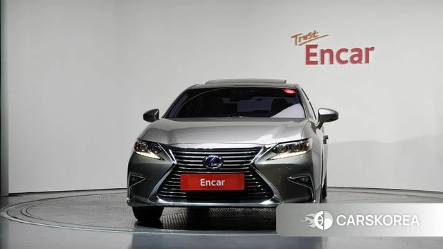 Lexus New ES300h id 4339801 из Кореи 23