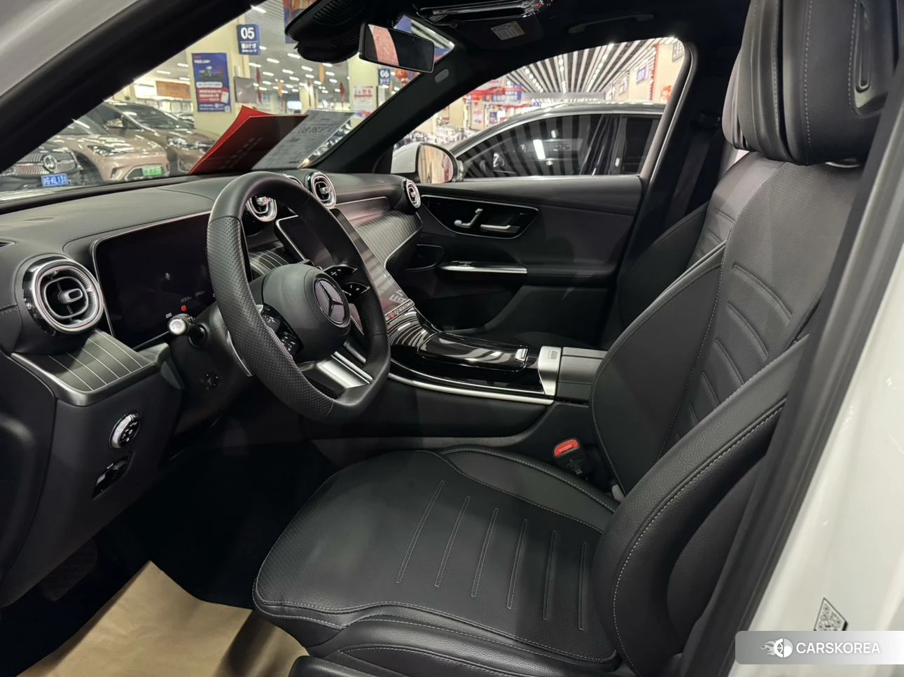 Mercedes-Benz GLC 2024 Белый из Китая, фото 6