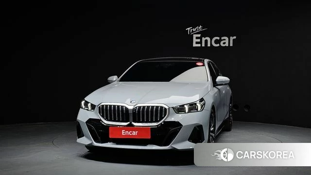 BMW 5 Series (G60) id 3850358 из Кореи 13