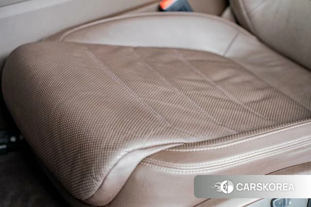 Volkswagen Touareg id 4215214 из Китая 23