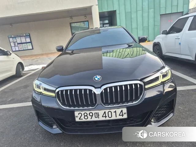 BMW 5 Series (G30) id 3639518 из Кореи 13