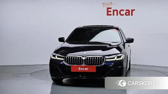 BMW 5 Series (G30) id 3525041 из Кореи 13