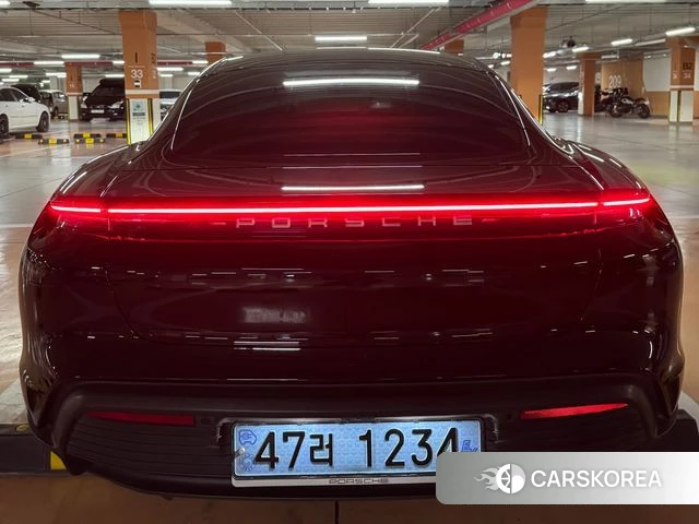 Porsche Taycan id 4206642 из Кореи 12