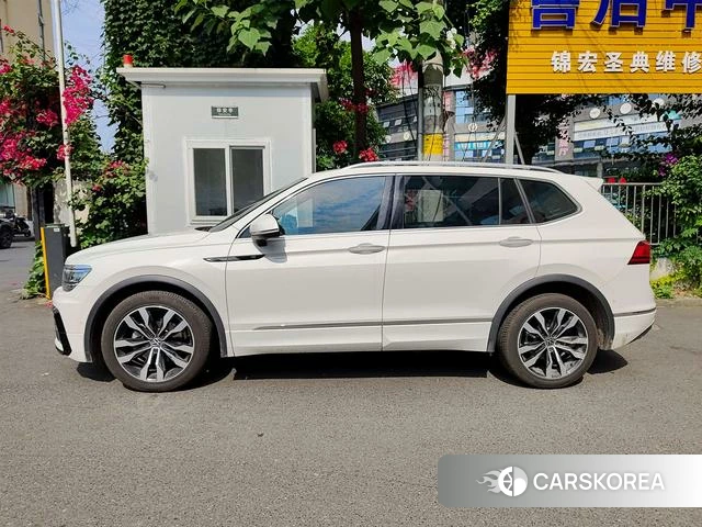 Volkswagen Tiguan L 2021 Белый из Китая, фото 3