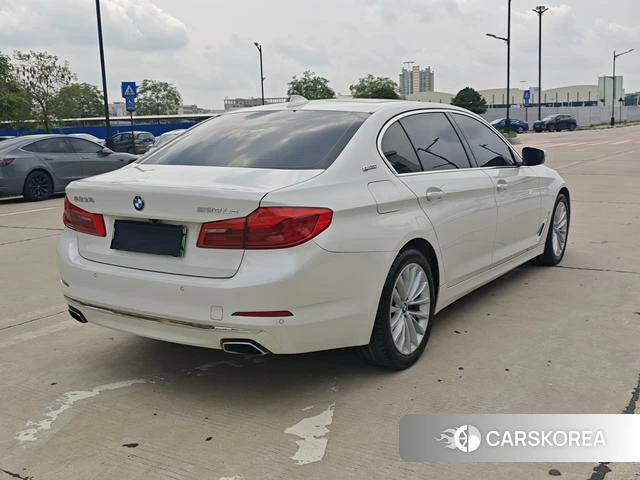BMW 5 series PHEV 2019 Белый из Китая, фото 3