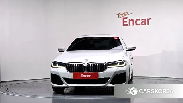 BMW 5 Series (G30) id 3410811 из Кореи 13