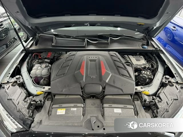 Audi SQ7 2024 Серебристо-серый из Китая, фото 5