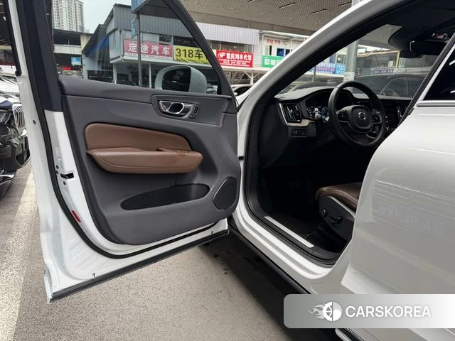 Volvo XC60 id 4234805 из Китая 23