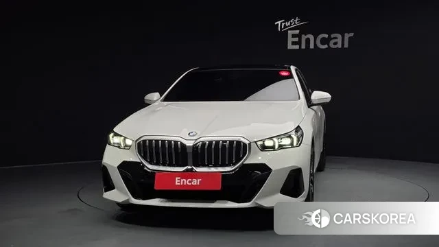 BMW 5 Series (G60) id 3477255 из Кореи 13