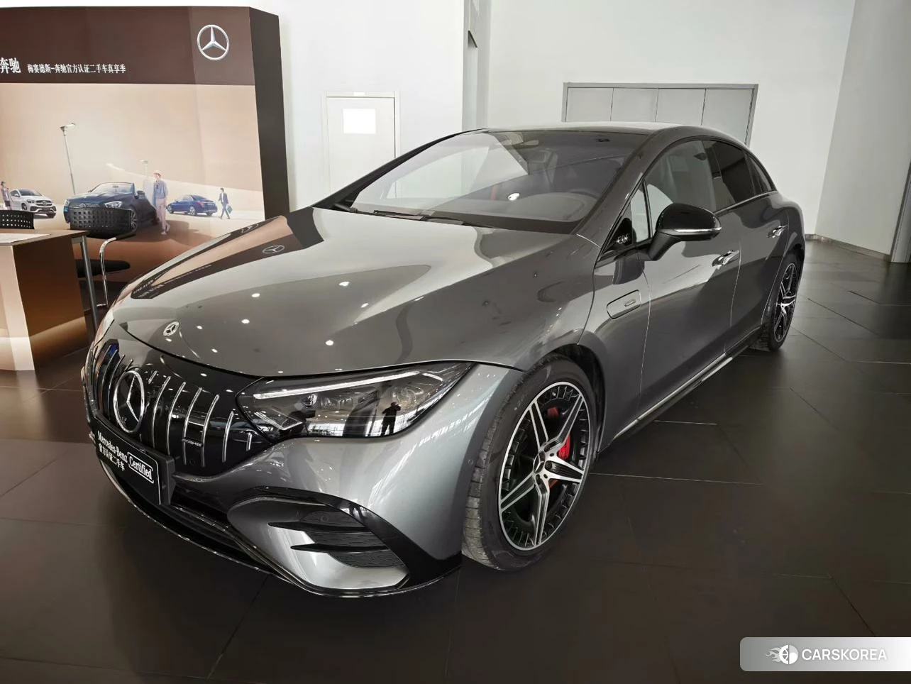 Mercedes-Benz AMG EQE 2023 Темно-серый из Китая, фото 3