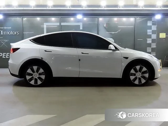 Tesla Model Y id 3473422 из Кореи 13