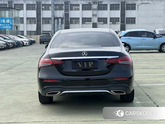 Mercedes-Benz E-class id 4313855 из Китая 9