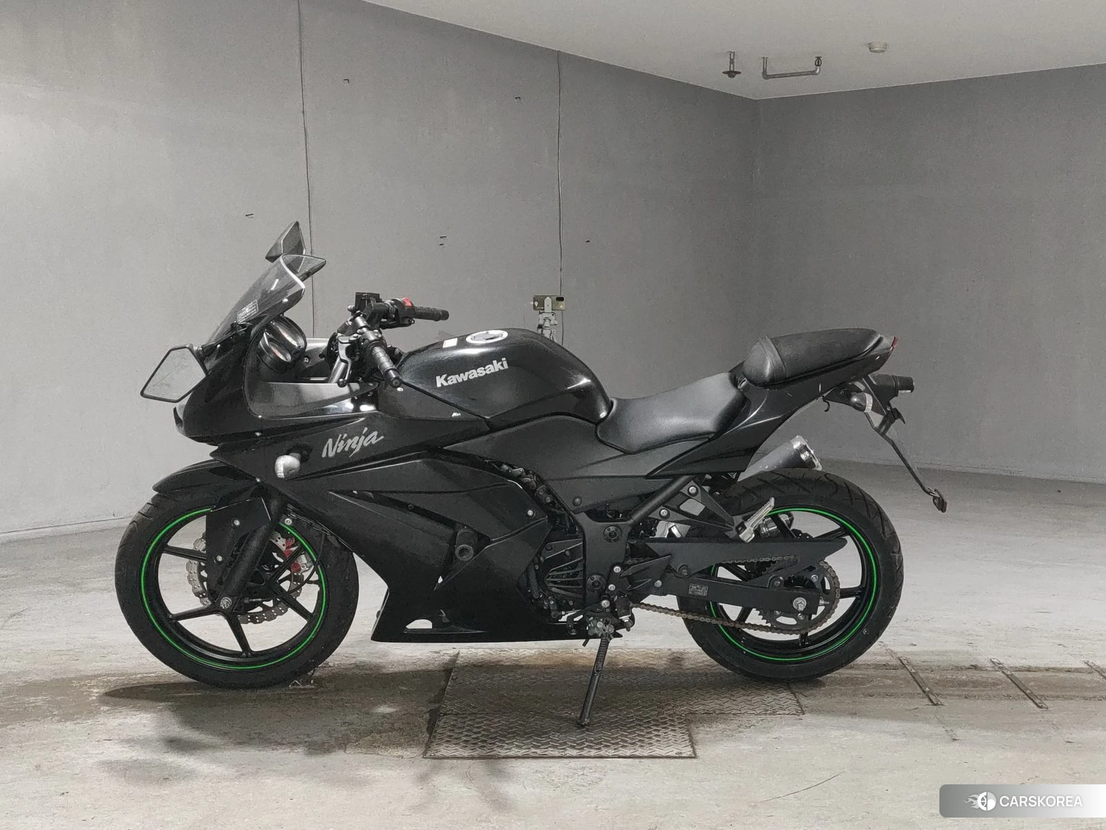 Проданный Kawasaki NINJA 250R id 4200404 из Японии, фото 3
