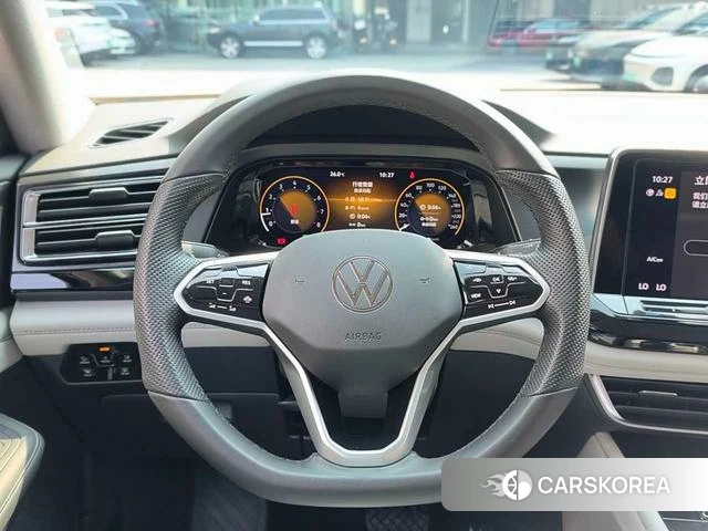 Volkswagen Tourang 2022 Черный из Китая, фото 5