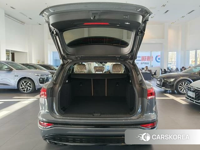 Audi Q6L e-tron id 4198957 из Китая 11