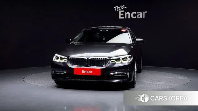 BMW 5 Series (G30) id 3622576 из Кореи 13